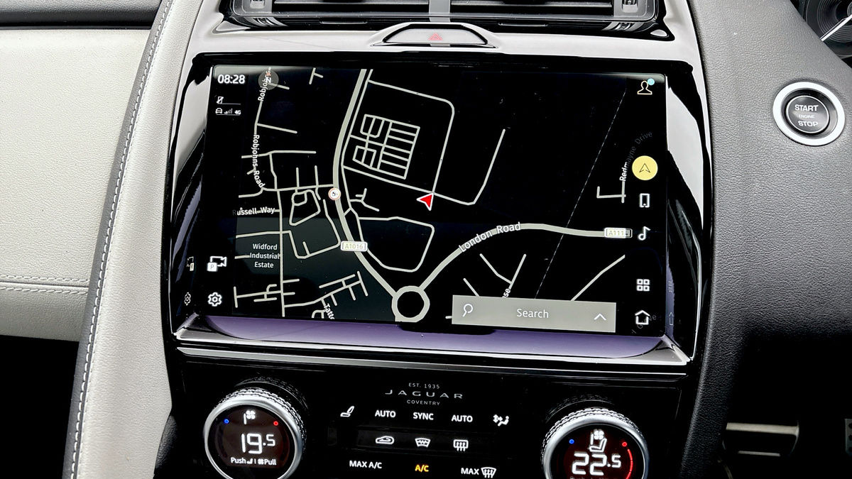 Used Jaguar E-Pace 2021 for sale - 76280815: Photo 17