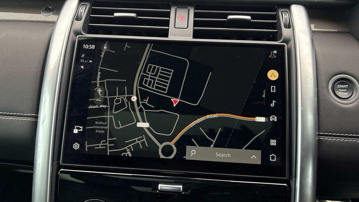 Used Land Rover Discovery 2023 for sale - 76357252: Photo 17