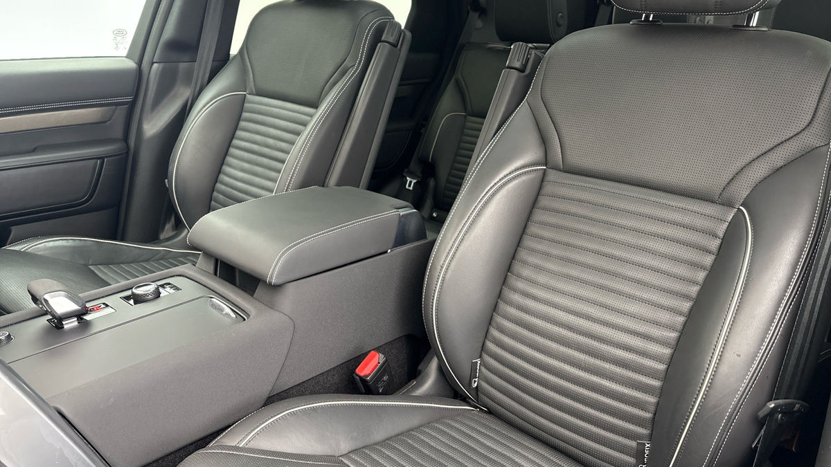 Used Land Rover Discovery 2023 for sale - 76357252: Photo 7