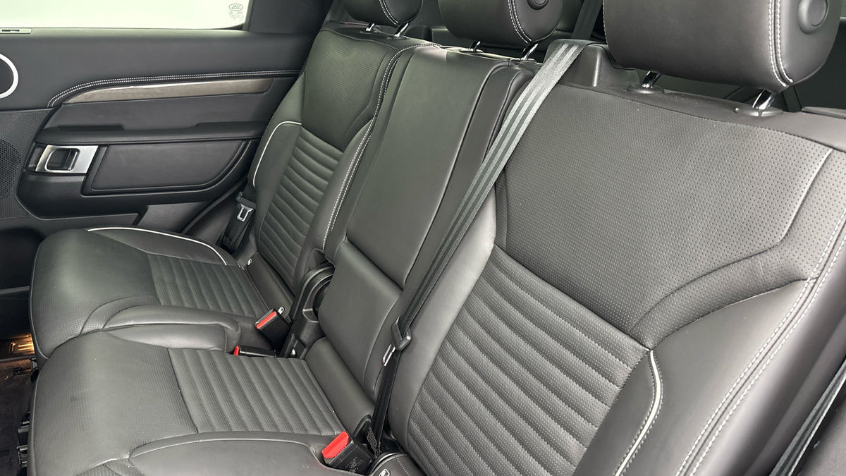 Used Land Rover Discovery 2023 for sale - 76357252: Photo 8