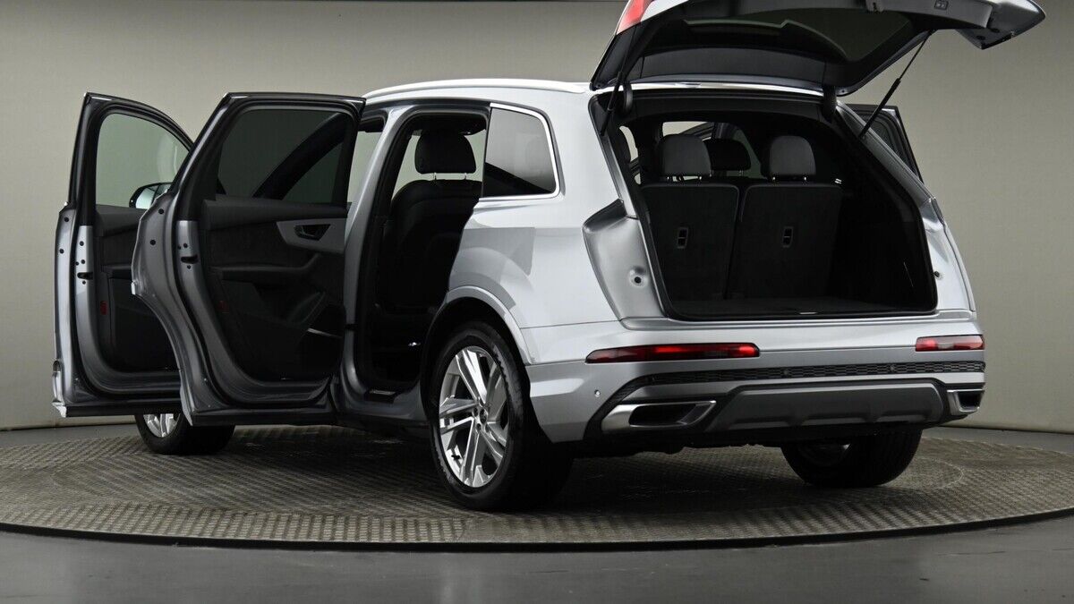 Used Audi Q7 2021 for sale - 76950916: Photo 53