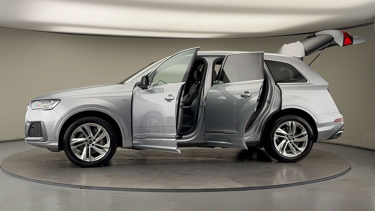 Used Audi Q7 2021 for sale - 76950916: Photo 89