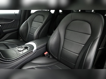 Used Mercedes-Benz GLC 2018 for sale - 75549375: Photo