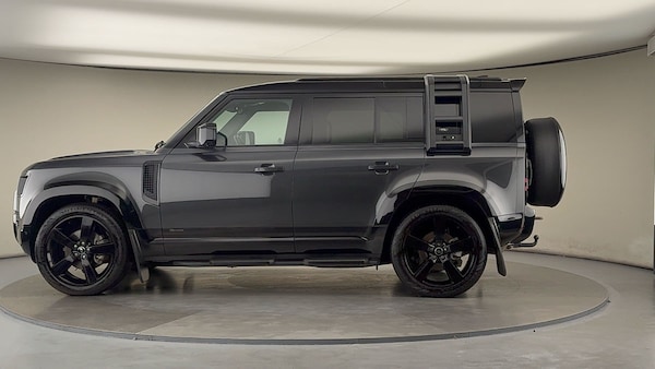 Used Land Rover Defender 110 2022 for sale - 76224266: Photo 35