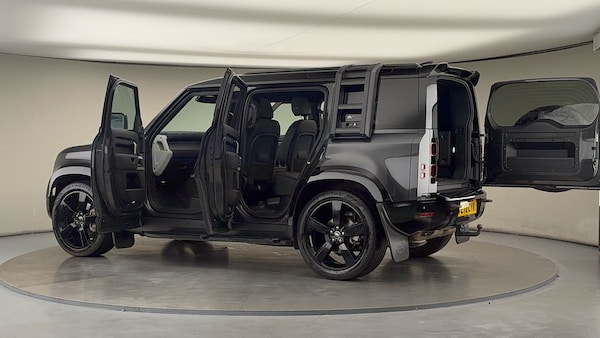 Used Land Rover Defender 110 2022 for sale - 76224266: Photo 53