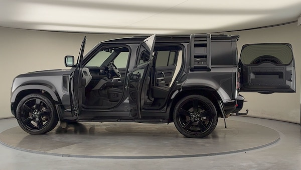 Used Land Rover Defender 110 2022 for sale - 76224266: Photo 54