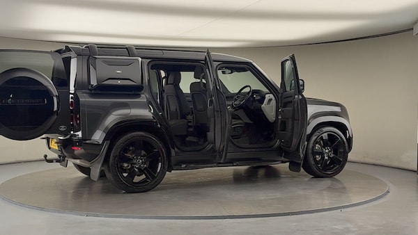 Used Land Rover Defender 110 2022 for sale - 76224266: Photo 65