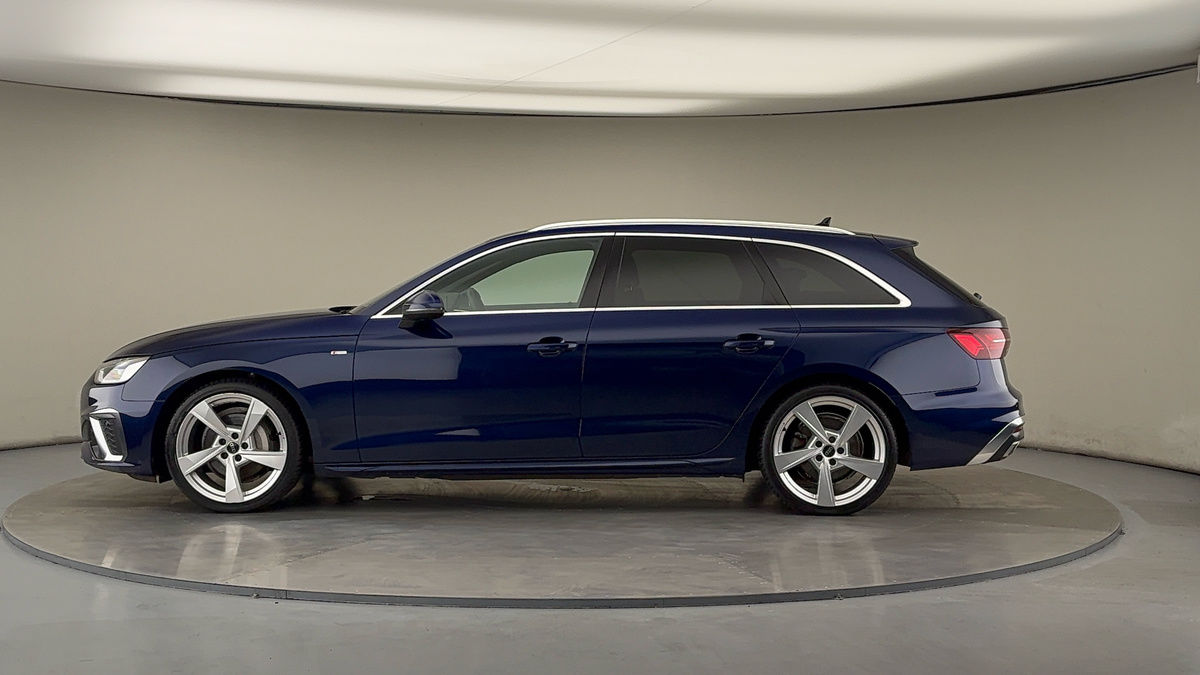 Used Audi A4 Avant 2023 for sale - 76010598: Photo 15