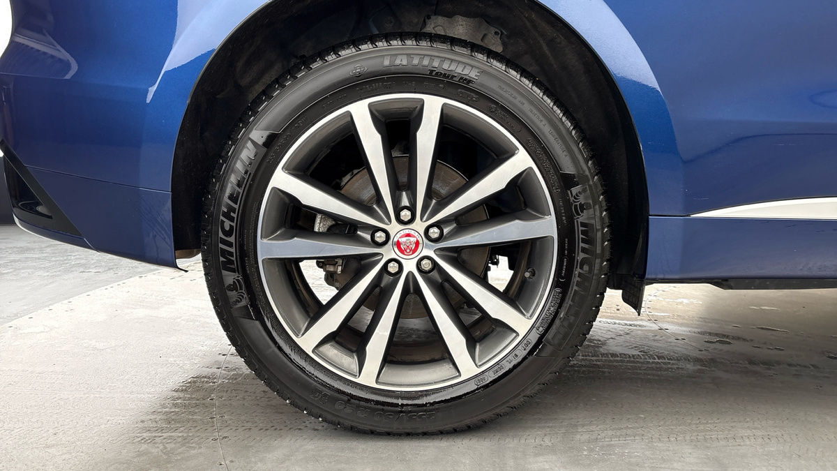 Used Jaguar F-Pace 2022 for sale - 76910828: Photo 10