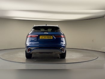 Used Jaguar F-Pace 2022 for sale - 76910828: Photo