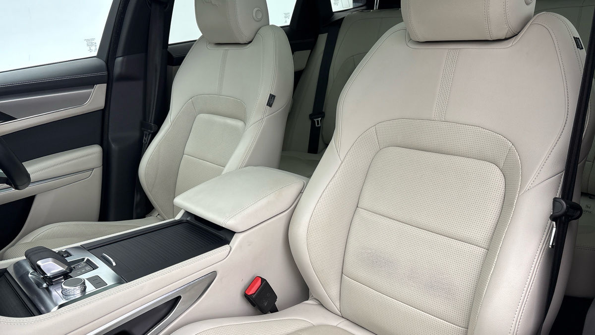 Used Jaguar F-Pace 2022 for sale - 76910828: Photo 7