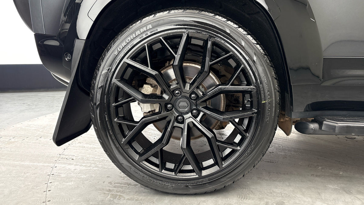 Used Land Rover Defender 2024 for sale - 77953676: Photo 10