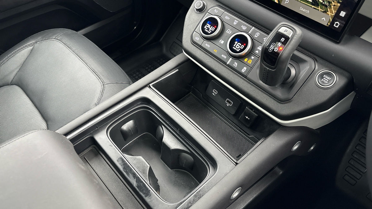 Used Land Rover Defender 2024 for sale - 77953676: Photo 18