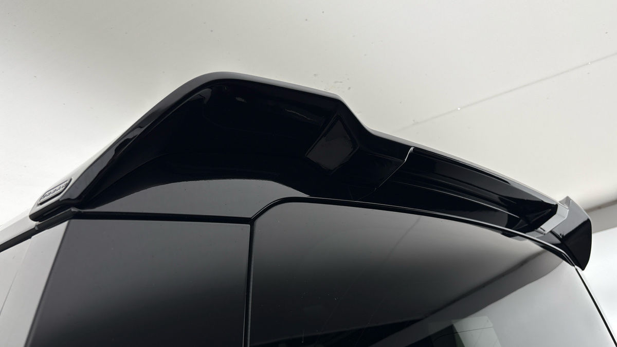 Used Land Rover Defender 2024 for sale - 77953676: Photo 30