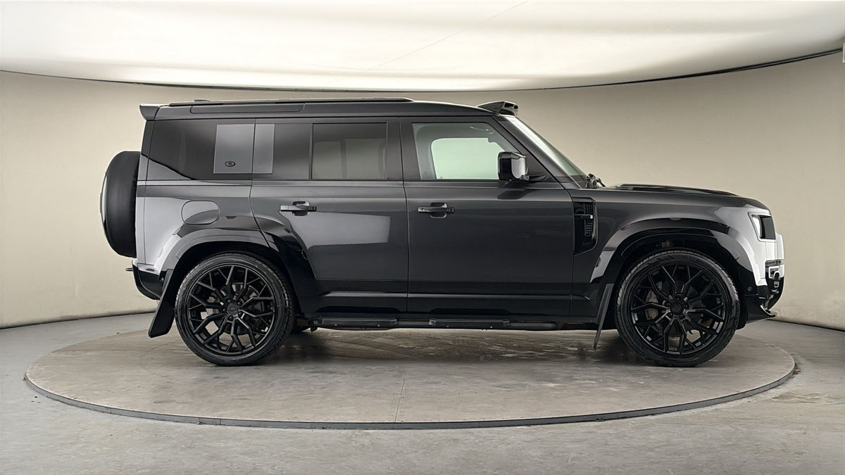 Used Land Rover Defender 2024 for sale - 77953676: Photo 42