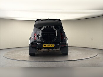 Used Land Rover Defender 2024 for sale - 77953676: Photo