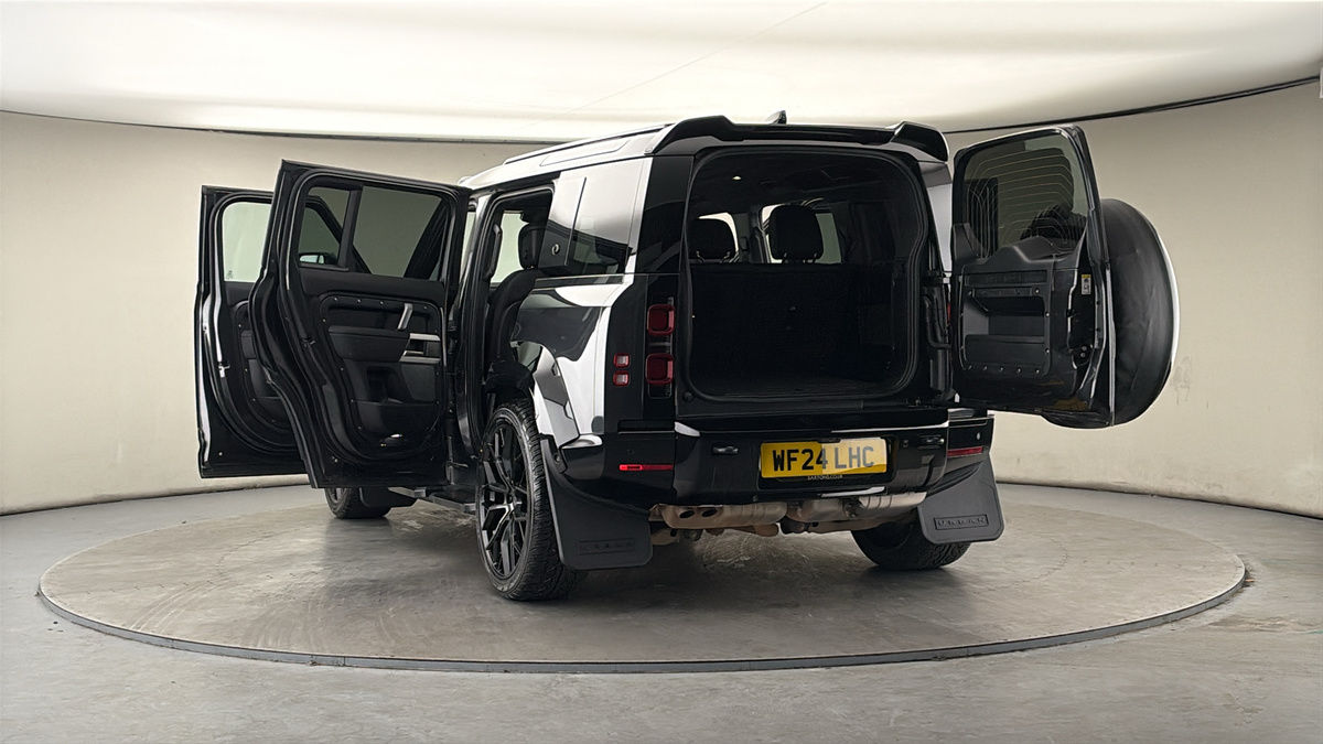 Used Land Rover Defender 2024 for sale - 77953676: Photo 67