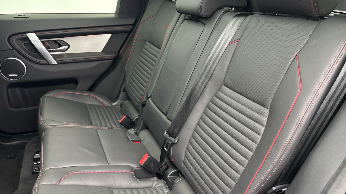 Used Land Rover Discovery Sport 2022 for sale - 77303326: Photo 8