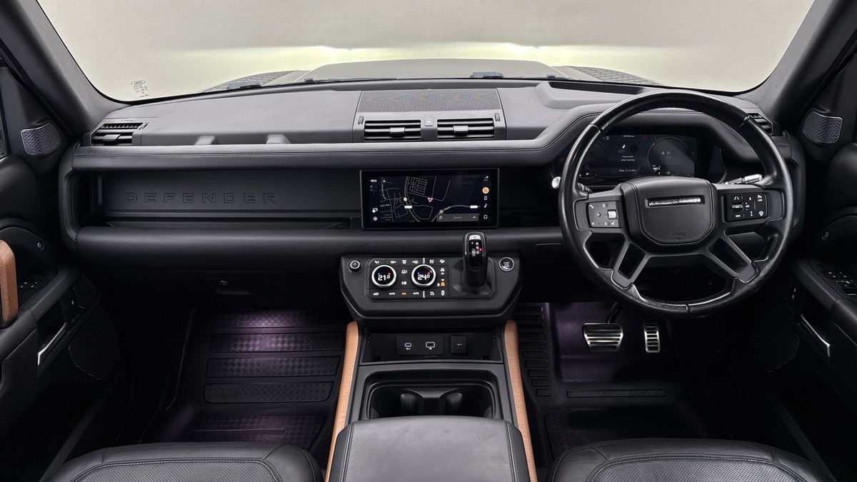 Used Land Rover Defender 2022 for sale - 76455037: Photo 12
