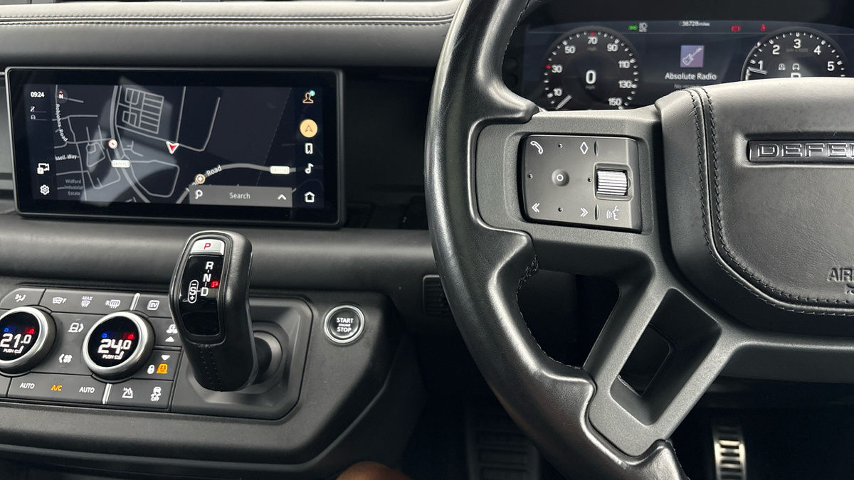 Used Land Rover Defender 2022 for sale - 76455037: Photo 13