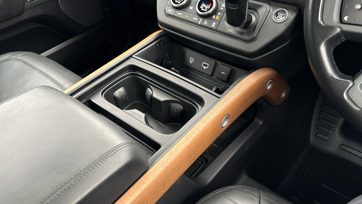 Used Land Rover Defender 2022 for sale - 76455037: Photo 18