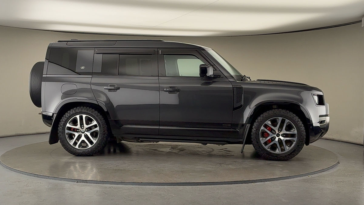 Used Land Rover Defender 2022 for sale - 76455037: Photo 37