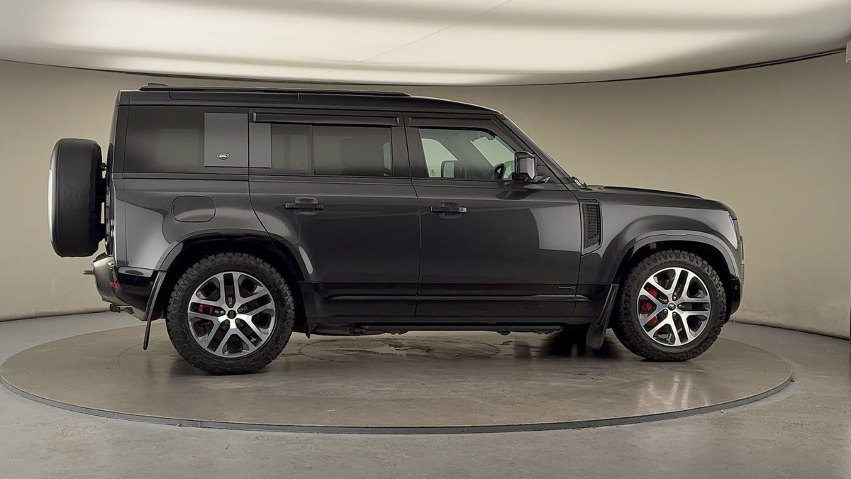 Used Land Rover Defender 2022 for sale - 76455037: Photo 38