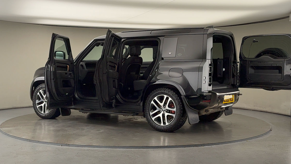 Used Land Rover Defender 2022 for sale - 76455037: Photo 46