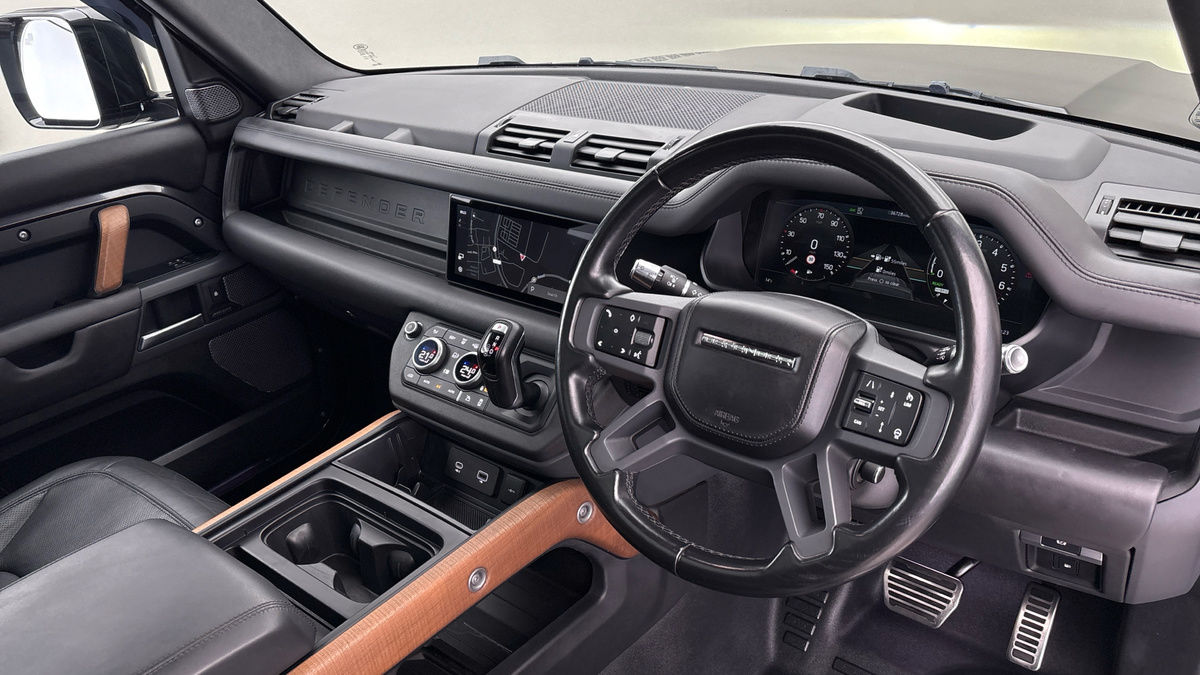 Used Land Rover Defender 2022 for sale - 76455037: Photo 5