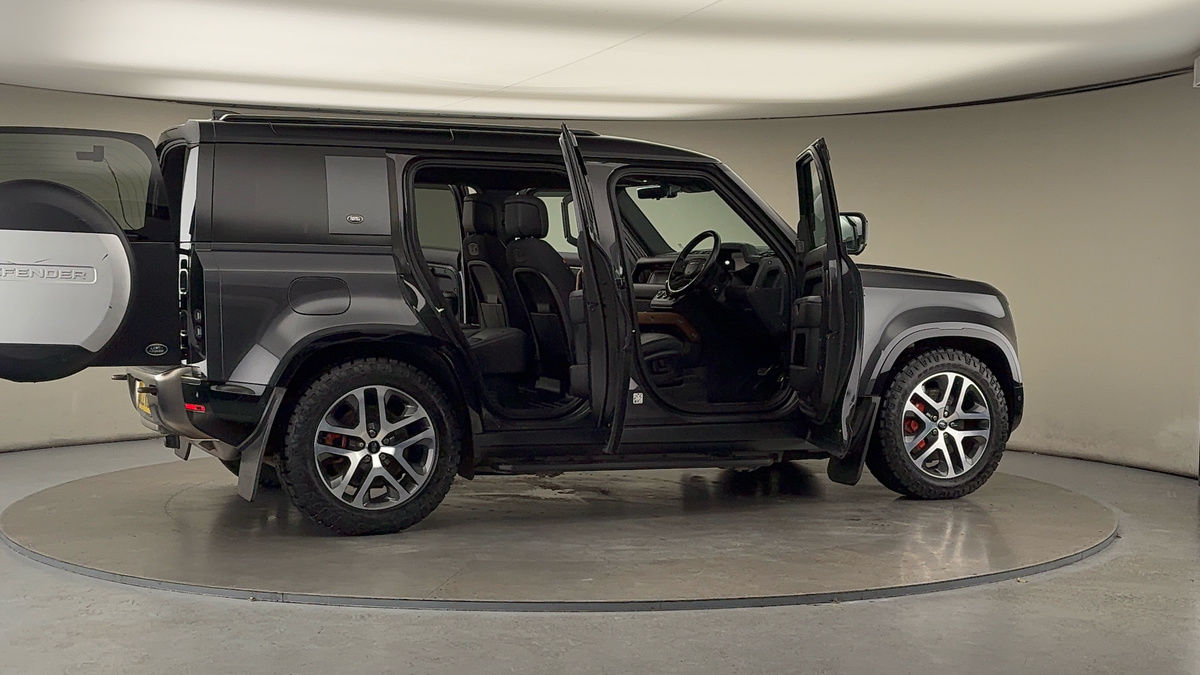 Used Land Rover Defender 2022 for sale - 76455037: Photo 58