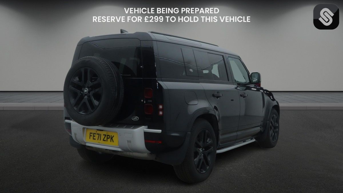 Used Land Rover Defender 2022 for sale - 77521790: Photo 4