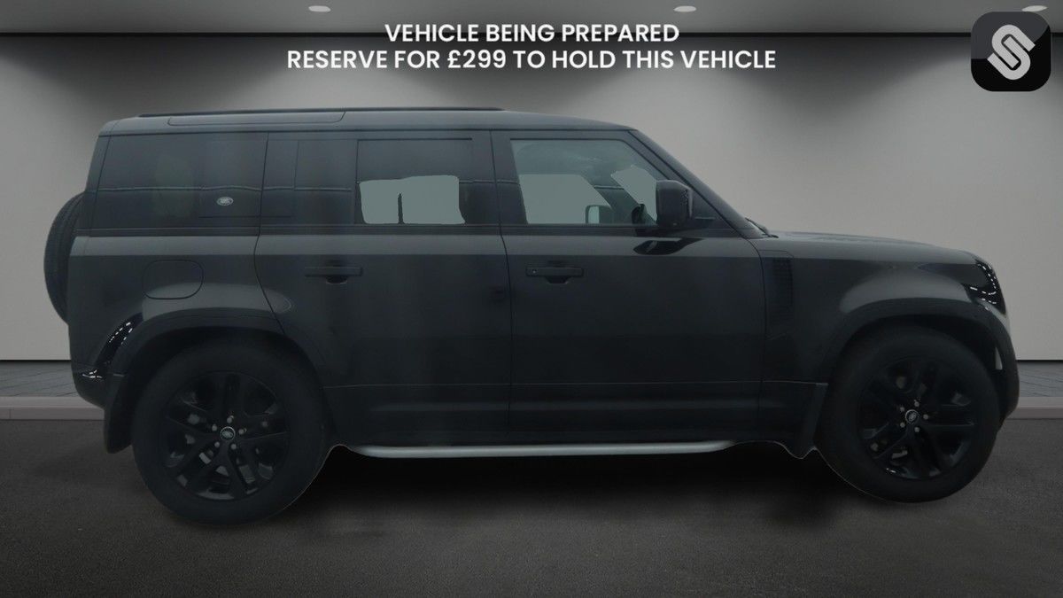 Used Land Rover Defender 2022 for sale - 77521790: Photo 5