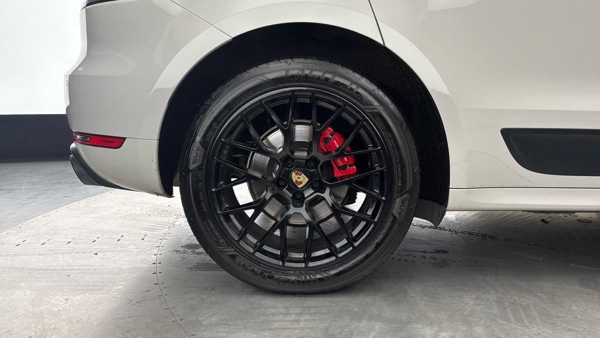 Used Porsche Macan 2021 for sale - 76368755: Photo 10