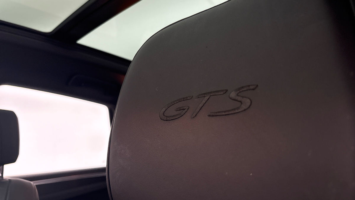 Used Porsche Macan 2021 for sale - 76368755: Photo 27