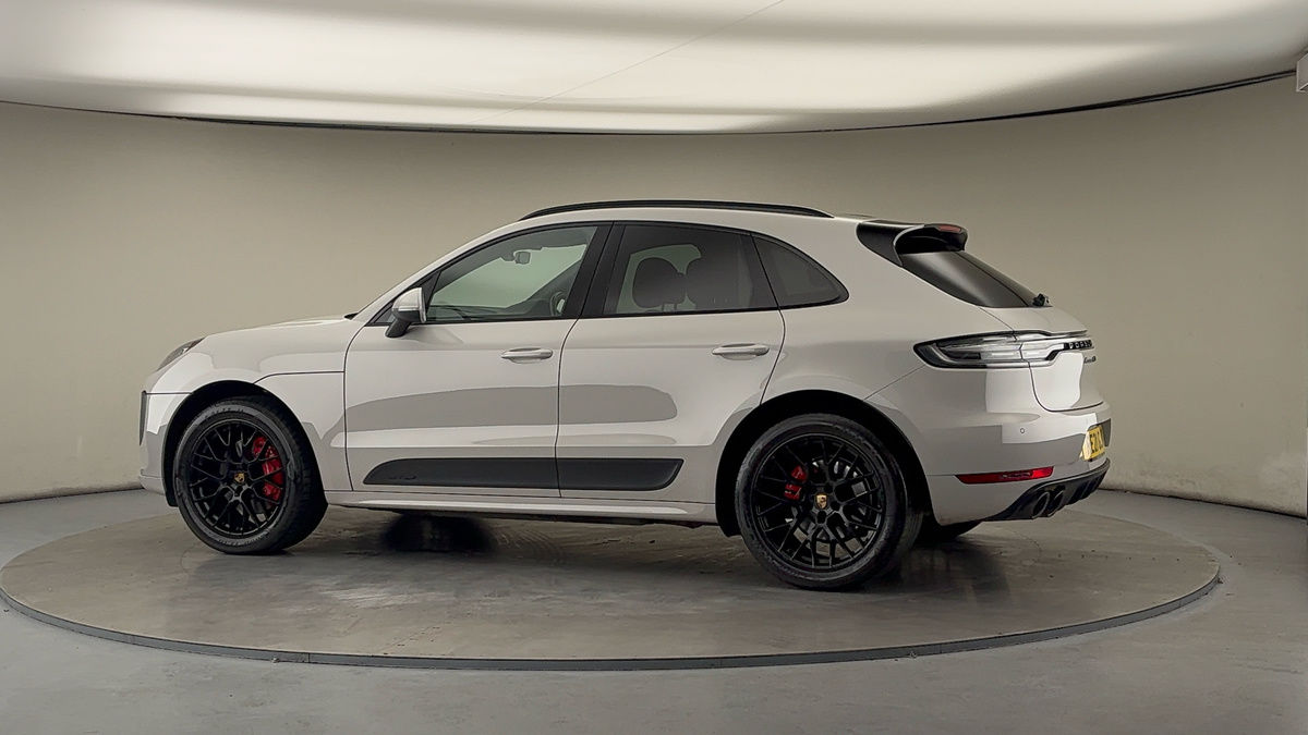Used Porsche Macan 2021 for sale - 76368755: Photo 30