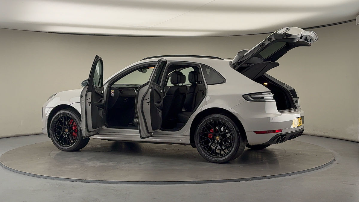 Used Porsche Macan 2021 for sale - 76368755: Photo 49