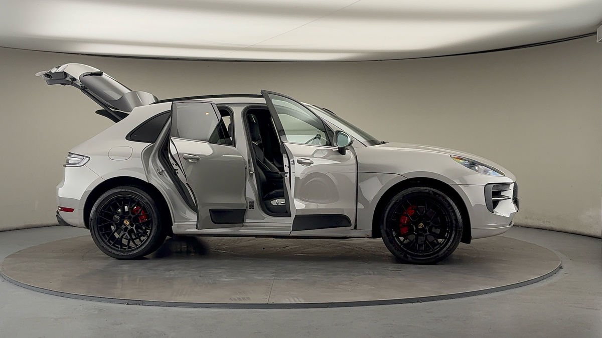 Used Porsche Macan 2021 for sale - 76368755: Photo 59