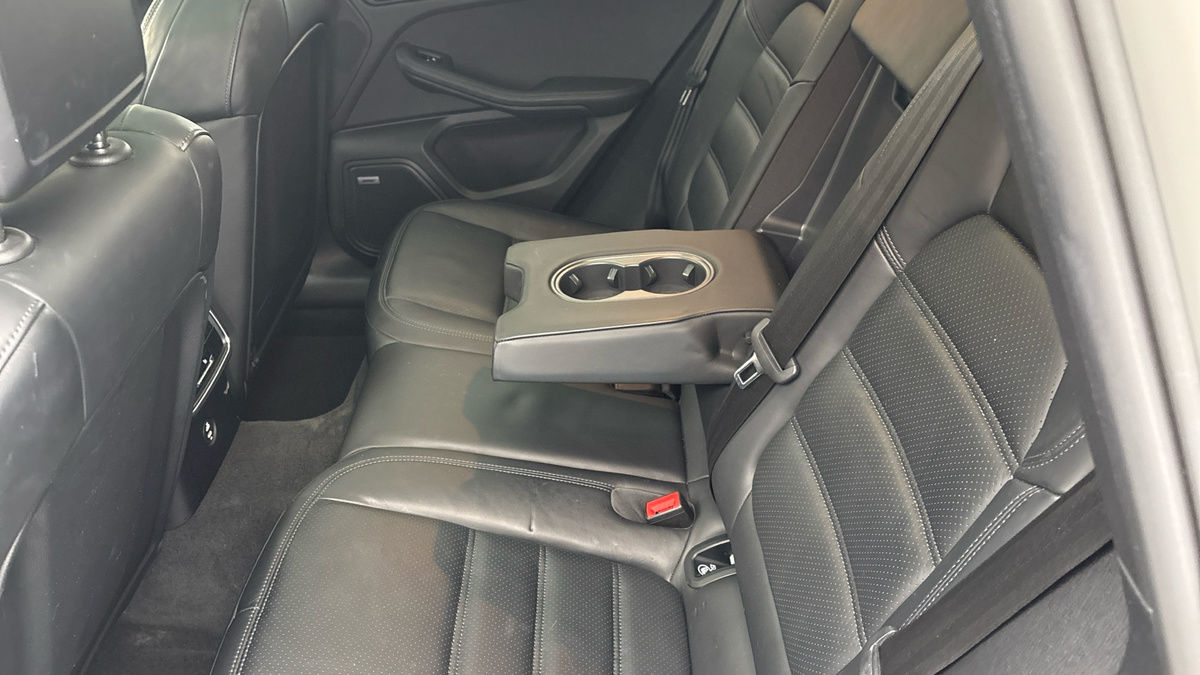 Used Porsche Macan 2021 for sale - 76368755: Photo 9