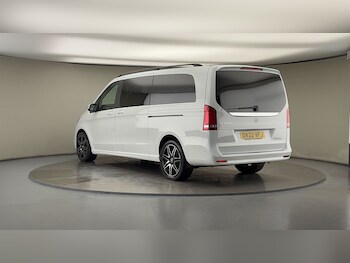 Used Mercedes-Benz V-Class 2022 for sale - 78607996: Photo