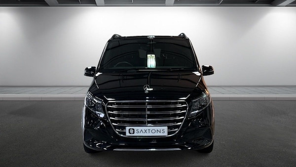 Used Mercedes-Benz V-Class 2024 for sale - 75667013: Photo 3