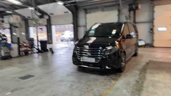 Used Mercedes-Benz V-Class 2024 for sale - 75667013: Photo 44