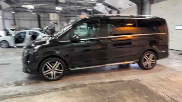 Used Mercedes-Benz V-Class 2024 for sale - 75667013: Photo 78