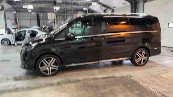 Used Mercedes-Benz V-Class 2024 for sale - 75667013: Photo 79