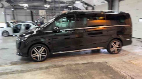 Used Mercedes-Benz V-Class 2024 for sale - 75667013: Photo 80