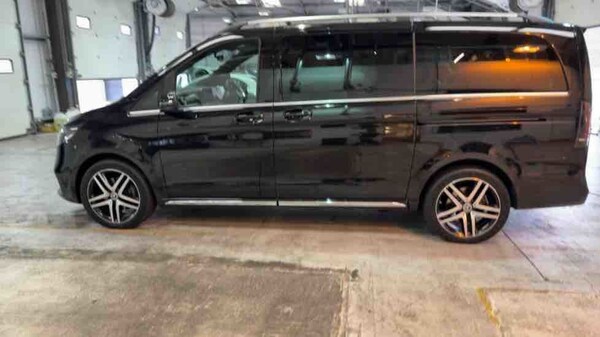 Used Mercedes-Benz V-Class 2024 for sale - 75667013: Photo 98