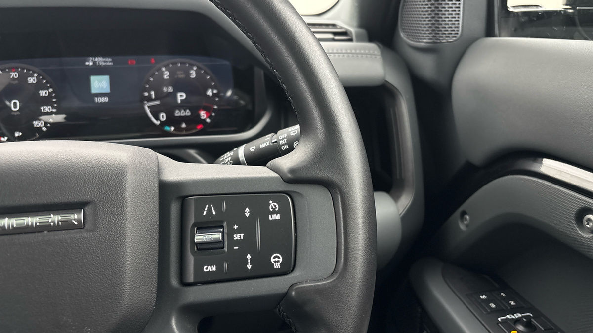 Used Land Rover Defender 2023 for sale - 78213263: Photo 14