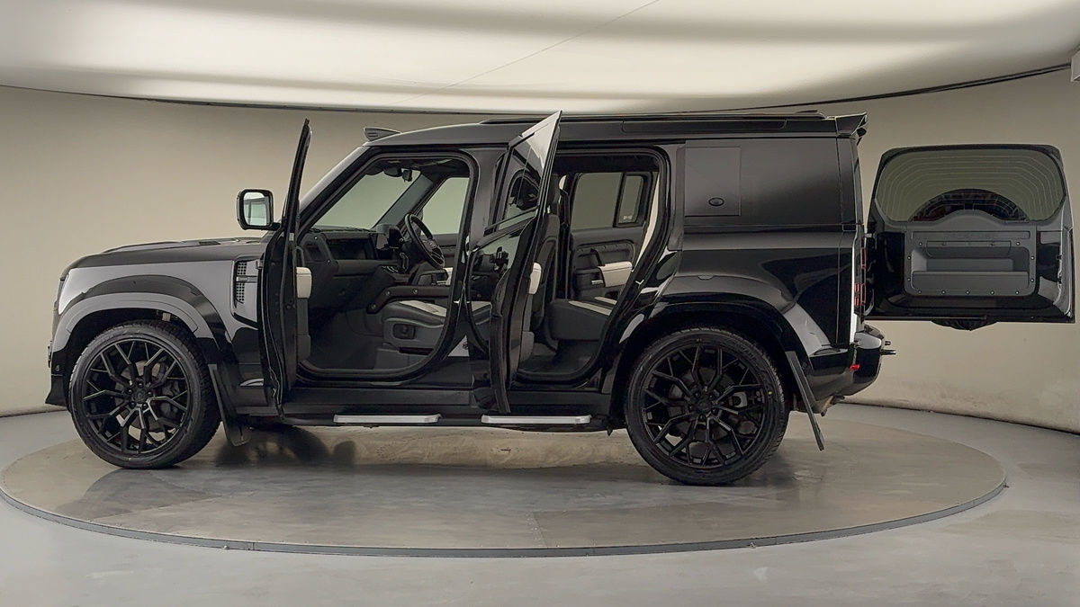 Used Land Rover Defender 2023 for sale - 78213263: Photo 51