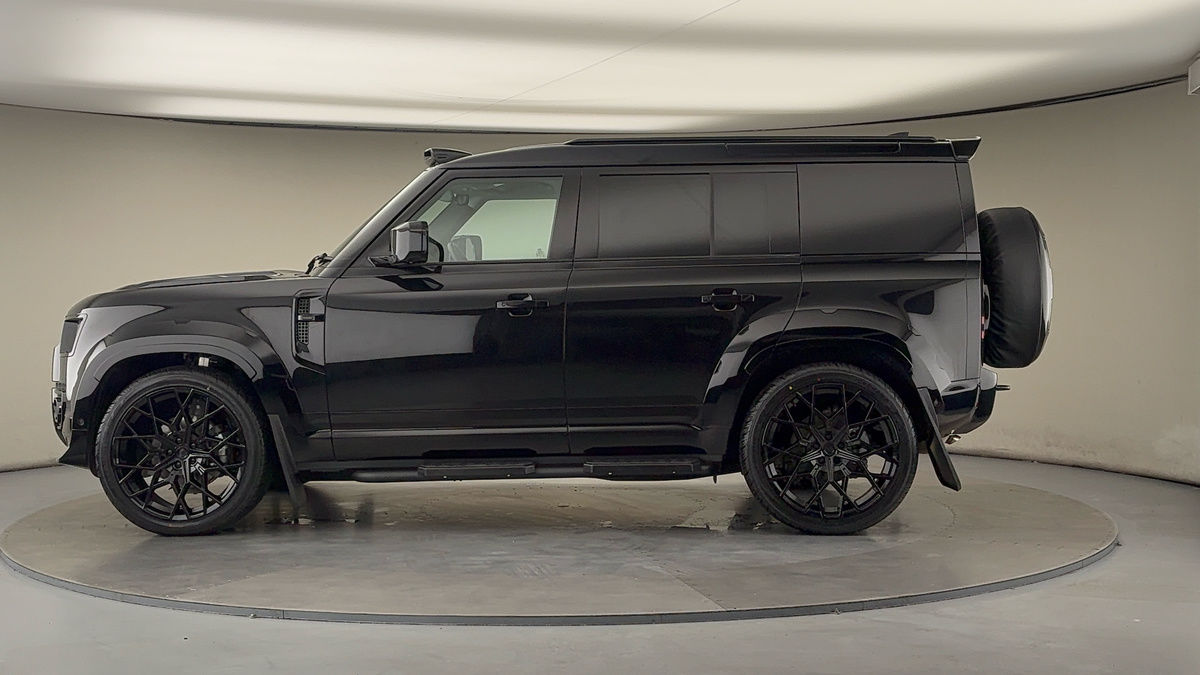 Used Land Rover Defender 110 2025 for sale - 76455036: Photo 15