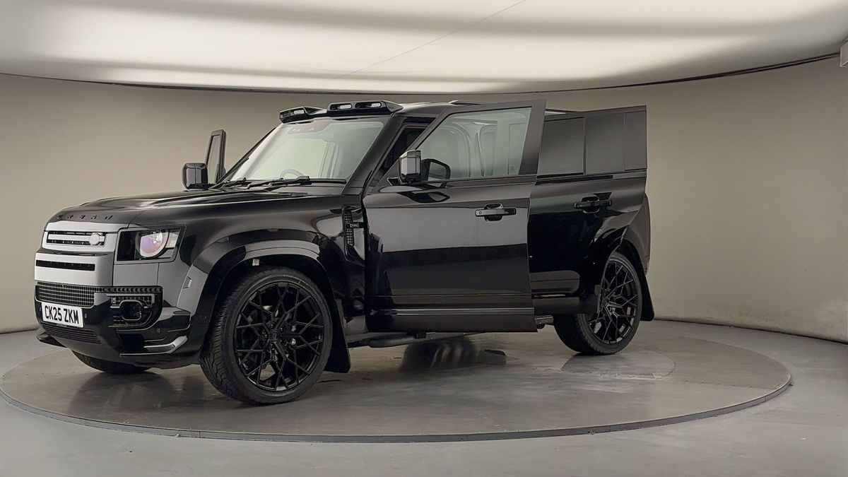 Used Land Rover Defender 110 2025 for sale - 76455036: Photo 22