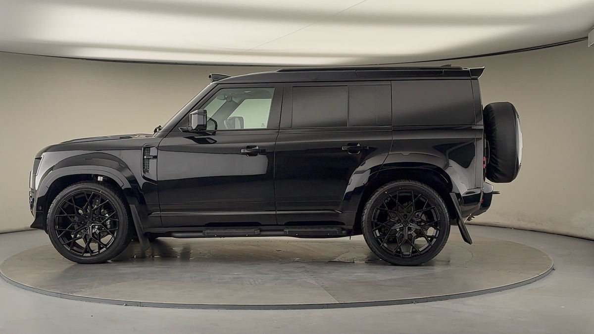 Used Land Rover Defender 110 2025 for sale - 76455036: Photo 33